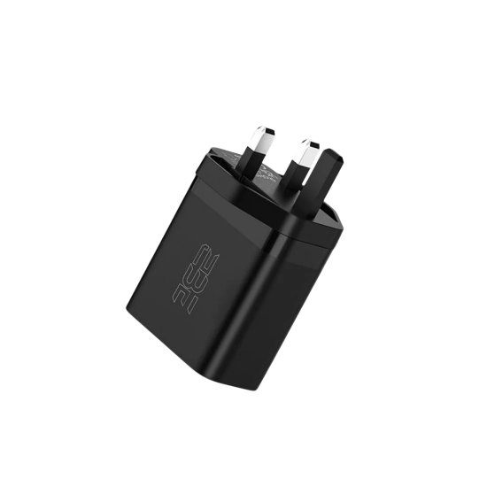 فيش شاحن بقوة 65 w  مدخل USB مدخلين USB=c من 2BE