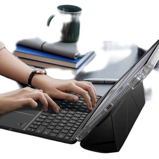 كفركيبورد اميزنج ثنج مينيمال ايباد A16 -2025