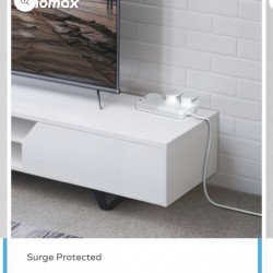 توصيلة موماكس تتكون من ٤ أفياش ومدخلين يو اس بي شحن سريع ومدخل PD 20 W